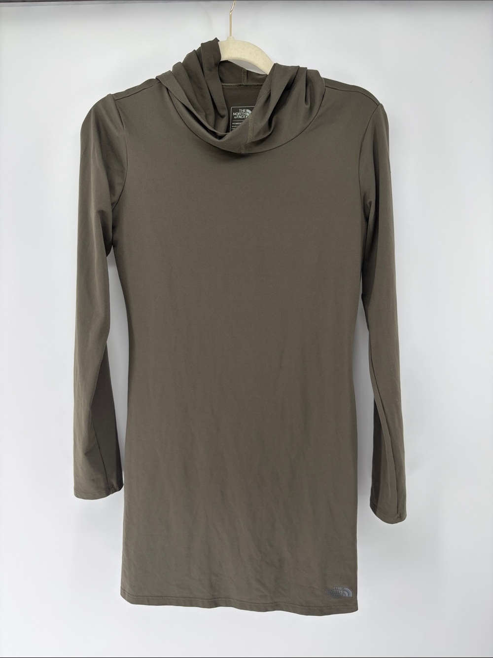 The North Face Women’s Flashdry Hooded Performance Long Sleeve Tunic Olive XS